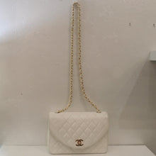 Load image into Gallery viewer, Chanel Vintage Lambskin Pearl White Flap
