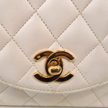 Load image into Gallery viewer, Chanel Vintage Lambskin Pearl White Flap