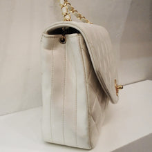 Load image into Gallery viewer, Chanel Vintage Lambskin Pearl White Flap