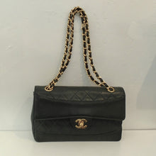 Load image into Gallery viewer, Chanel Vintage Lambskin Single Flap 25