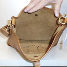 Load image into Gallery viewer, Hermes Almond Evelyne Clemence Leather MM