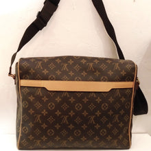 Load image into Gallery viewer, Louis Vuitton Vintage Abbesses Monogram Messenger