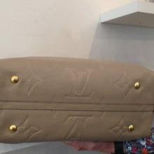 Load image into Gallery viewer, Louis Vuitton Vintage Beige Empreinte Leather Carryall With Pochette
