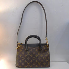 Load image into Gallery viewer, Louis Vuitton Vintage Monogram/Black Pallas BB