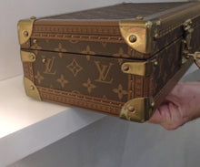 Load image into Gallery viewer, Louis Vuitton Vintage Monogram Coffret 8 Montres