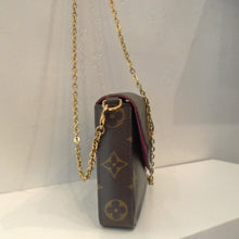 Load image into Gallery viewer, Louis Vuitton Vintage Monogram Felicie