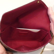 Load image into Gallery viewer, Louis Vuitton Vintage Monogram Felicie