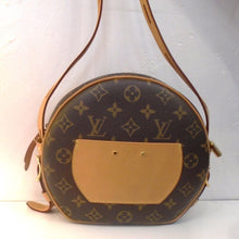 Load image into Gallery viewer, Louis Vuitton Vintage Monogram Petite Boite Chapeou