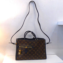 Load image into Gallery viewer, Louis Vuitton Vintage Monogram Popincourt PM