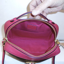 Load image into Gallery viewer, Louis Vuitton Vintage Monogram Saintonge/Hot Pink Leather