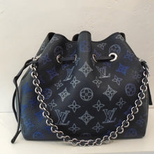 Load image into Gallery viewer, Louis Vuitton Vintage Navy Bella Bucket Bag