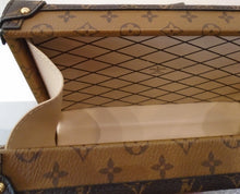 Load image into Gallery viewer, Louis Vuitton Vintage Reverse Monogram Malle Crossbody Petite