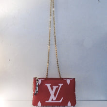 Load image into Gallery viewer, Louis Vuitton Vintage Reverse Pochette Double Zip