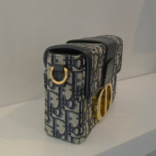 Load image into Gallery viewer, Dior Navy Oblique Jacquard Montaigne Box 30
