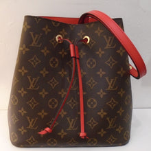 Load image into Gallery viewer, This Louis Vuitton Vintage Monogram/Red NeoNoe is in the original monogram with red trim and interior. It has an adjustable detachable strap.
