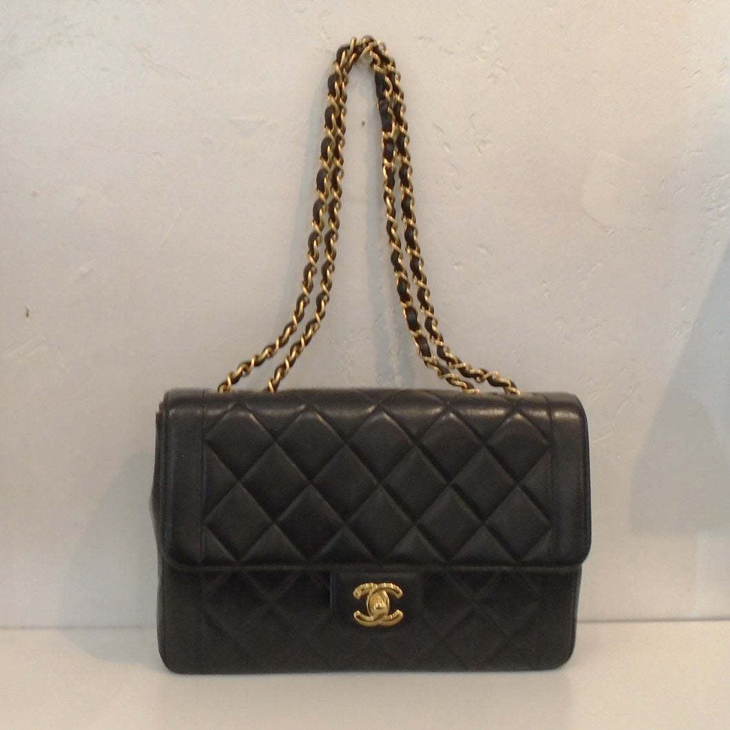 Chanel Vintage Lambskin Border Single Flap