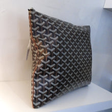 Load image into Gallery viewer, Goyard Zip Pouch GM
