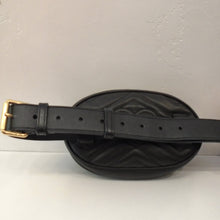 Load image into Gallery viewer, Gucci Vintage Belt Bag
