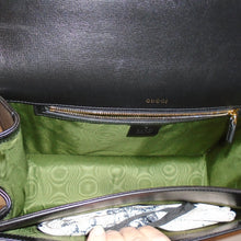 Load image into Gallery viewer, Gucci Vintage Double Logo Shoulder Bag
