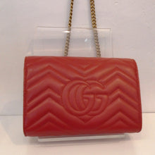 Load image into Gallery viewer, Gucci Vintage Marmont WOC
