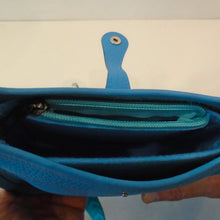 Load image into Gallery viewer, Hermes Vintage Evelyne TPM Clements Leather
