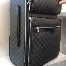 Load image into Gallery viewer, Louis Vuitton Vintage Black Damier Graphite Pegase #55
