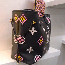 Load image into Gallery viewer, Louis Vuitton Vintage Black Wild At Heart Neverfull MM With Pochette
