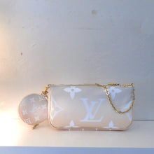 Load image into Gallery viewer, Louis Vuitton Vintage By The Pool Pochette Accessoire
