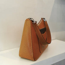 Load image into Gallery viewer, Louis Vuitton Vintage Caramel Epi Leather Marelle
