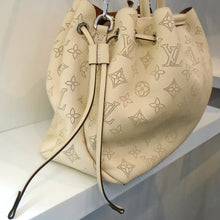 Load image into Gallery viewer, Louis Vuitton Vintage Cream Mahina Leather Bella Tote
