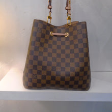 Load image into Gallery viewer, Louis Vuitton Vintage Damier Ebene Neo Noe
