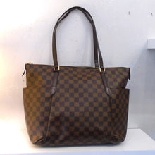 Load image into Gallery viewer, Louis Vuitton Vintage Damier Ebene Totally MM
