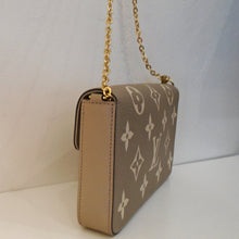 Load image into Gallery viewer, Louis Vuitton Vintage F`elicie Pochette
