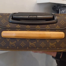 Load image into Gallery viewer, Louis Vuitton Vintage Monogram Legere Business Suitcase
