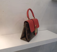 Load image into Gallery viewer, Louis Vuitton Vintage Monogram Locky BB
