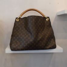Load image into Gallery viewer, Louis Vuitton Vintage Monogram Artsy GM
