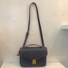 Load image into Gallery viewer, Louis Vuitton Vintage Navy Metis Burgundy Trimmed Pochette
