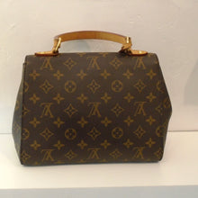 Load image into Gallery viewer, Louis Vuitton Vintage Monogram Cluny MM Shoulder Bag
