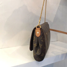 Load image into Gallery viewer, Louis Vuitton Vintage Monogram Favorite MM
