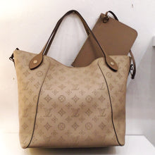 Load image into Gallery viewer, This Louis Vuitton Vintage Mahina-Hina MM With Pochette is light brown with brown monogram. The trim double carrying handles and the pochette  are a darker brown. It has gold hardware.
