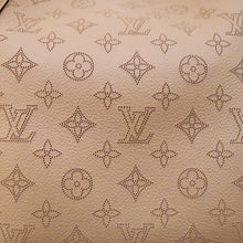 Load image into Gallery viewer, Louis Vuitton Vintage Mahina-Hina MM With Pochette
