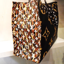 Load image into Gallery viewer, Louis Vuitton Vintage Monogram Jungle On The Go GM
