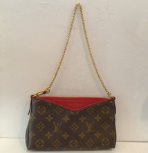 Load image into Gallery viewer, Louis Vuitton Vintage Monogram/Leather Pallas Clutch
