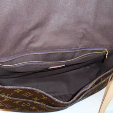 Load image into Gallery viewer, Louis Vuitton Vintage Monogram Menilmontant MM
