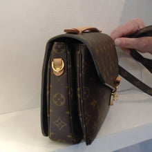 Load image into Gallery viewer, Louis Vuitton Vintage Monogram Me'tis Pochette MM
