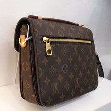 Load image into Gallery viewer, Louis Vuitton Vintage Pochette M`etis Monogram
