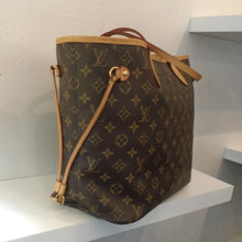 Load image into Gallery viewer, Louis Vuitton Vintage Monogram Neverfull MM
