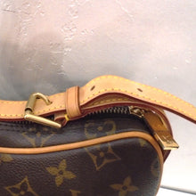 Load image into Gallery viewer, Louis Vuitton Vintage Monogram Pochette Croissant
