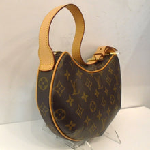 Load image into Gallery viewer, Louis Vuitton Vintage Monogram Pochette Croissant
