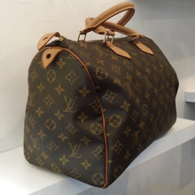 Load image into Gallery viewer, Louis Vuitton Vintage Monogram Speedy 35
